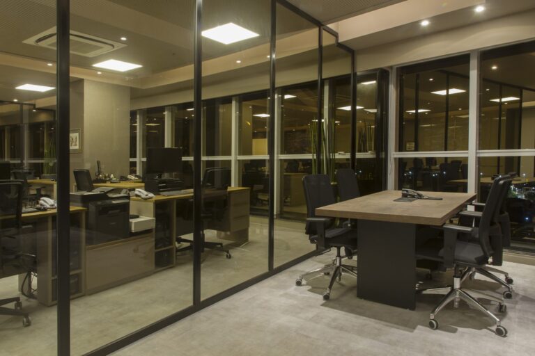 Santos-Adriana-Paiva-Corporativo-scaled