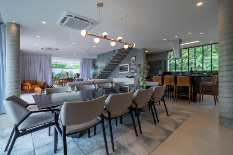 Santos-Ana-Amelia-Living-Room-scaled